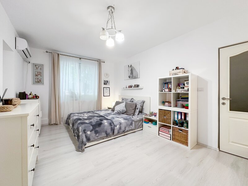 Floreasca - Ceaikovski Studio 41 mp, mobilat, utilat, centrala si boxa.